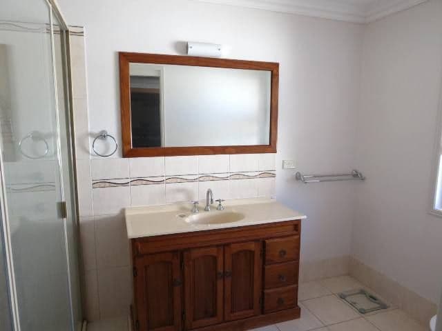 4 Callaghan Street, Emerald QLD 4720, Emerald - Thumbnail 8