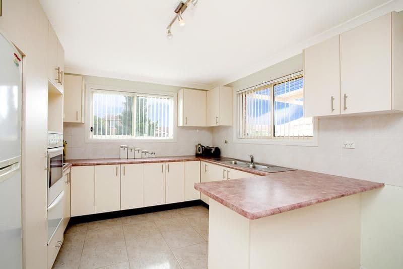 27A Whitsunday Circuit, GREEN VALLEY NSW 2168, Green Valley - Thumbnail 5