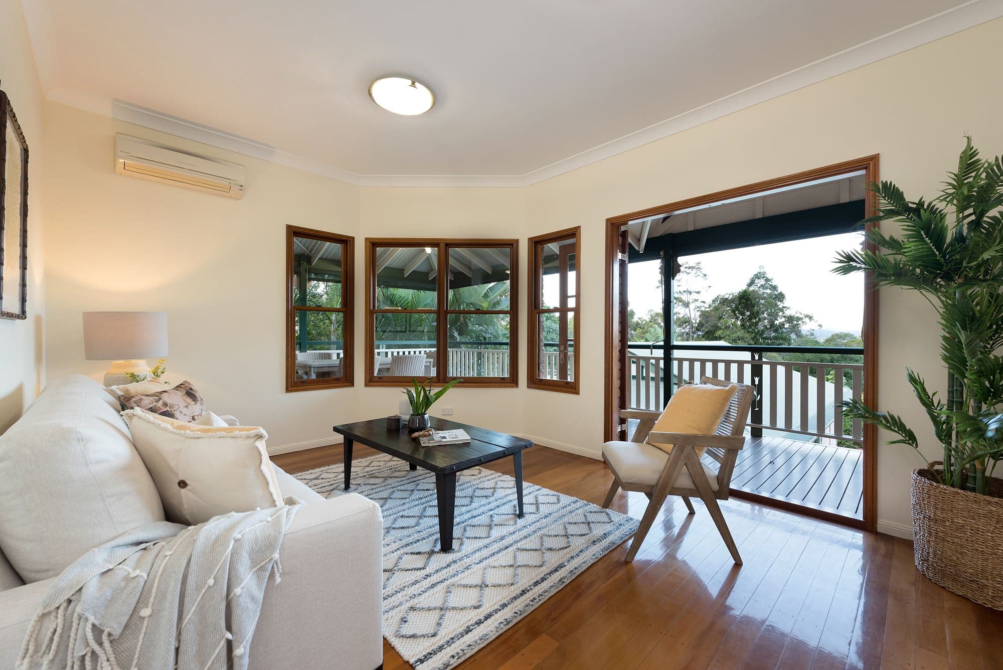 7 Hall Avenue, Corinda QLD 4075, Corinda - Thumbnail 2