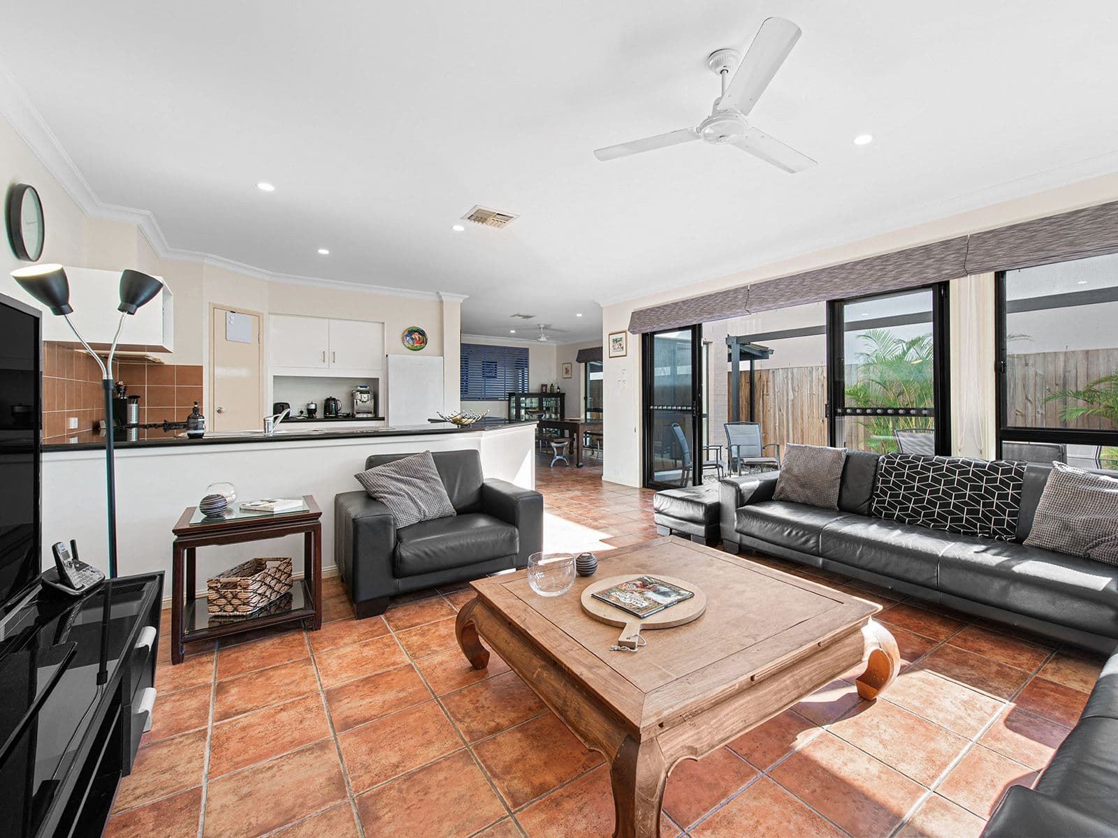 66 Robertson Street, Sherwood QLD 4075, Sherwood - Thumbnail 3