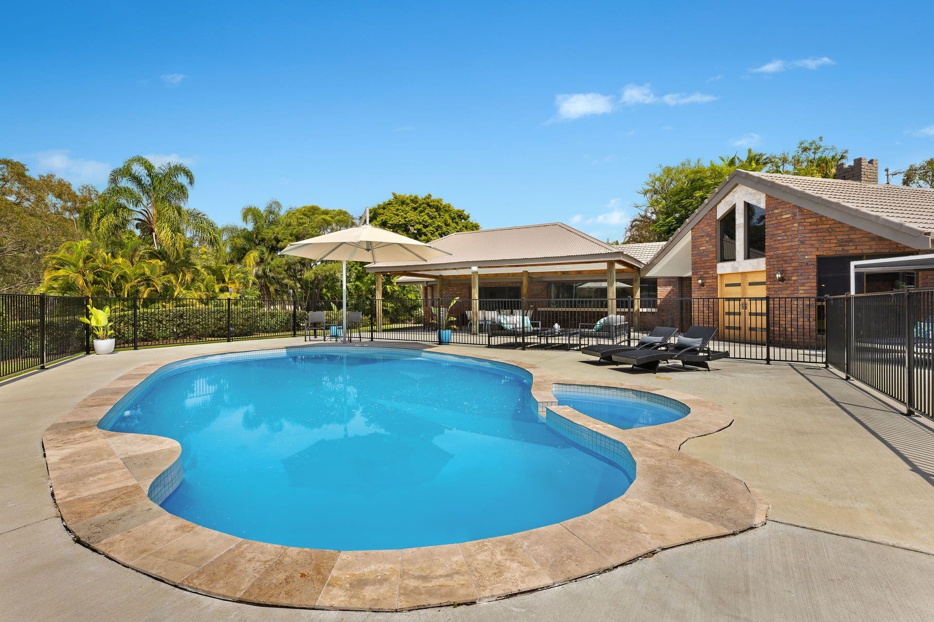 52 San Fernando Drive, Worongary QLD 4213, Worongary - Thumbnail 2