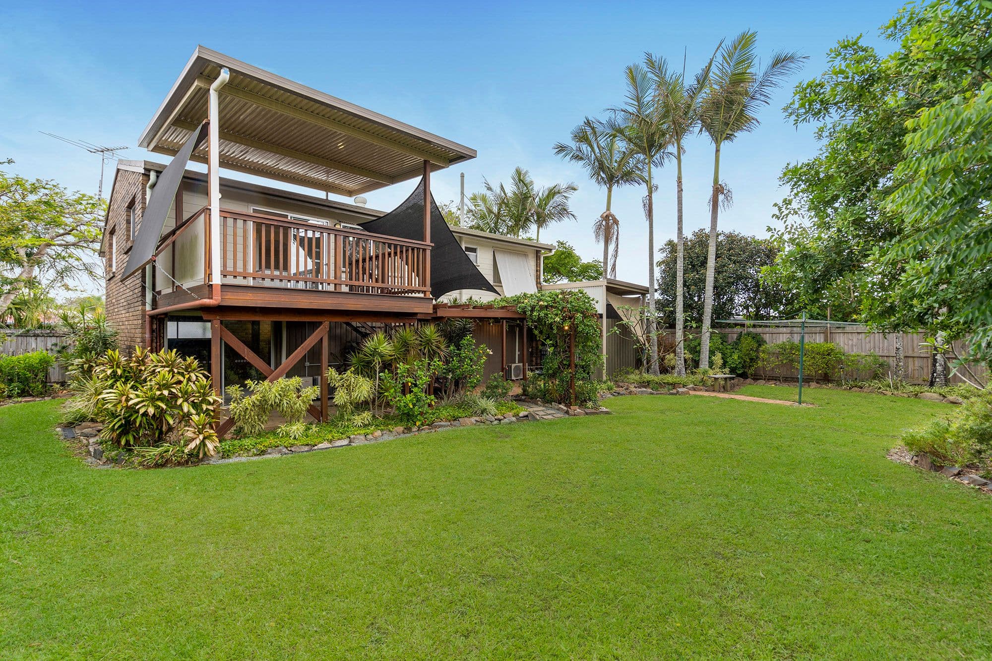 49 Vermont Crescent, Mount Warren Park QLD 4207, Mount Warren Park - Thumbnail 2