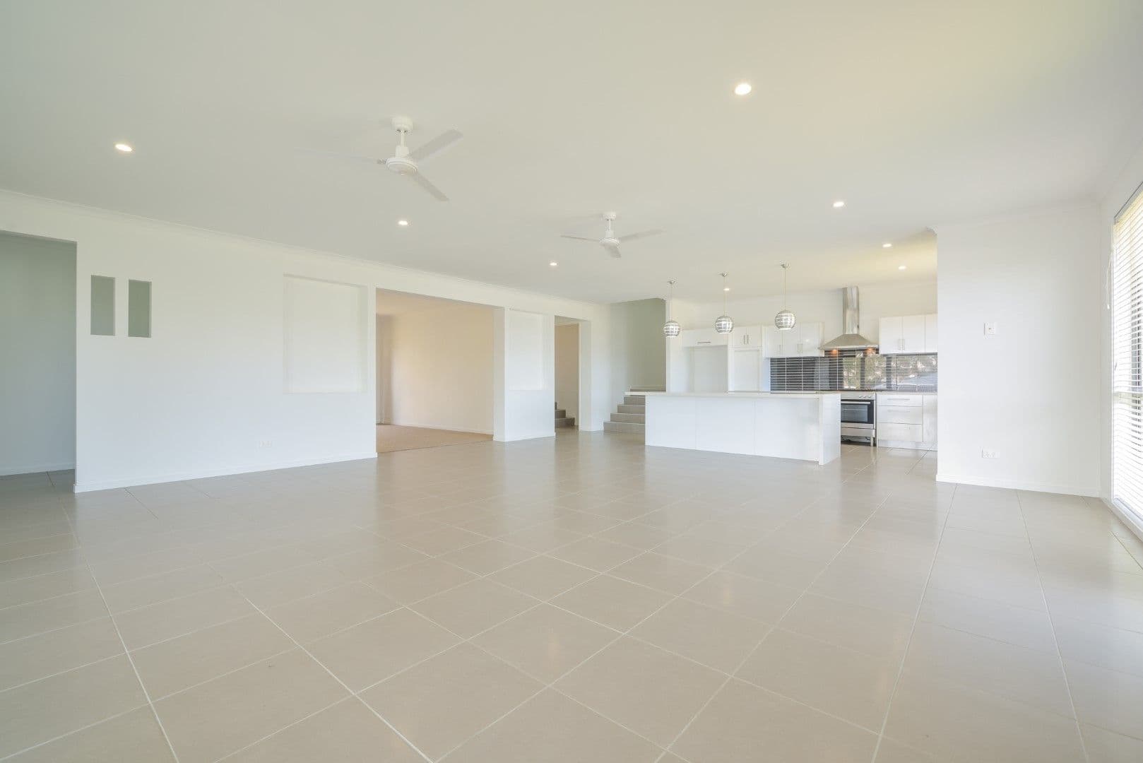 22 Grasstree Crescent, Kirkwood QLD 4680, Kirkwood - Thumbnail 4