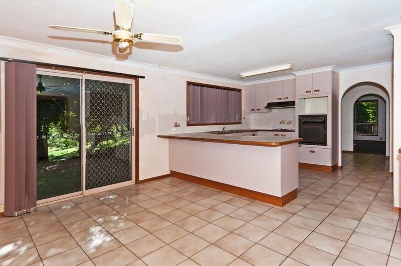 6 Crebra Crescent, TOP CAMP QLD 4350, Top Camp - Thumbnail 4