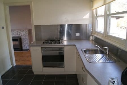953 Waugh Road, North Albury NSW 2640, North Albury - Thumbnail 4