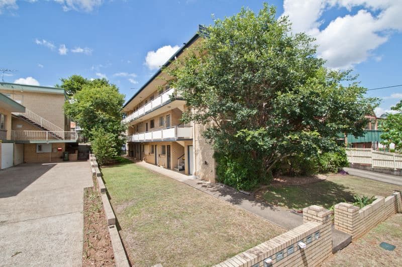 77 Chaucer Street, MOOROOKA QLD 4105, Moorooka - Thumbnail 2