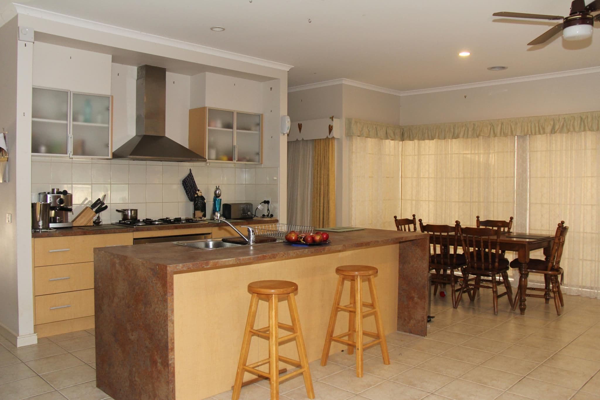 5 Manna Gum Drive, EPSOM VIC 3551, Epsom - Thumbnail 2
