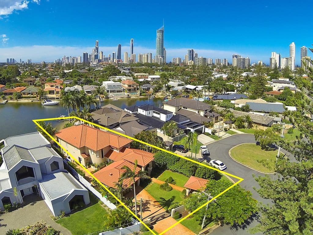 109 Amalfi Drive, Isle Of Capri QLD 4217, Isle Of Capri - Image 1
