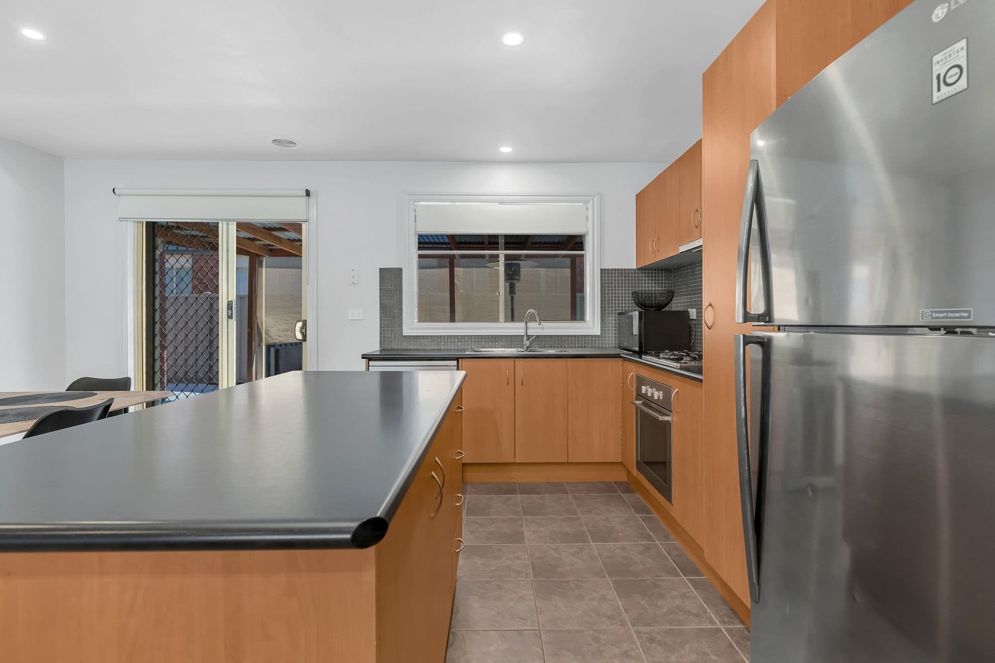 14 Tarragon Drive, Tarneit VIC 3029, Tarneit - Thumbnail 3