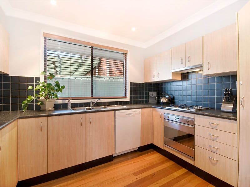 48 Giles Street, YARRAWARRAH NSW 2233, Yarrawarrah - Thumbnail 3