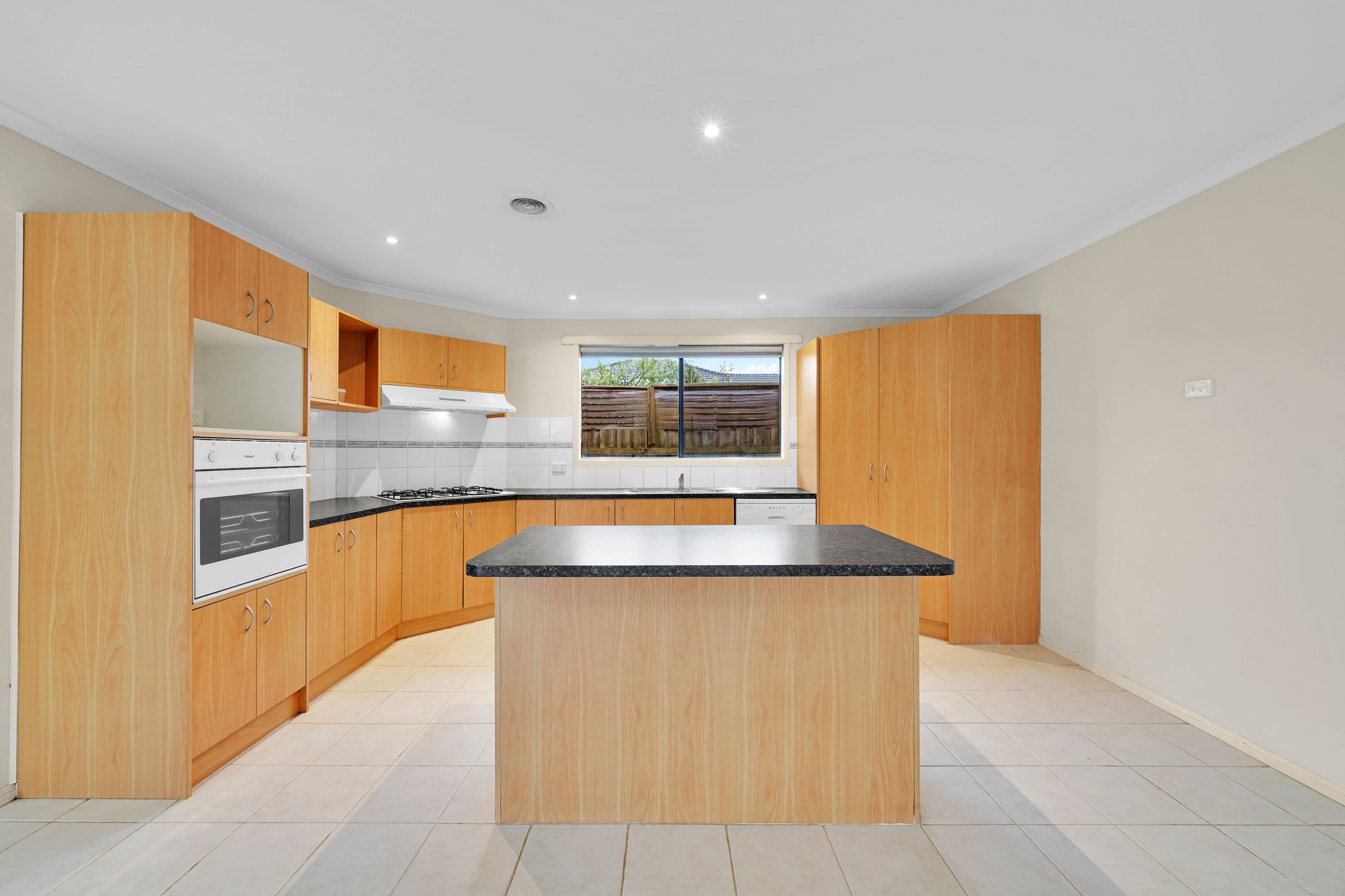 27 Natisone Place, Skye VIC 3977, Skye - Thumbnail 2