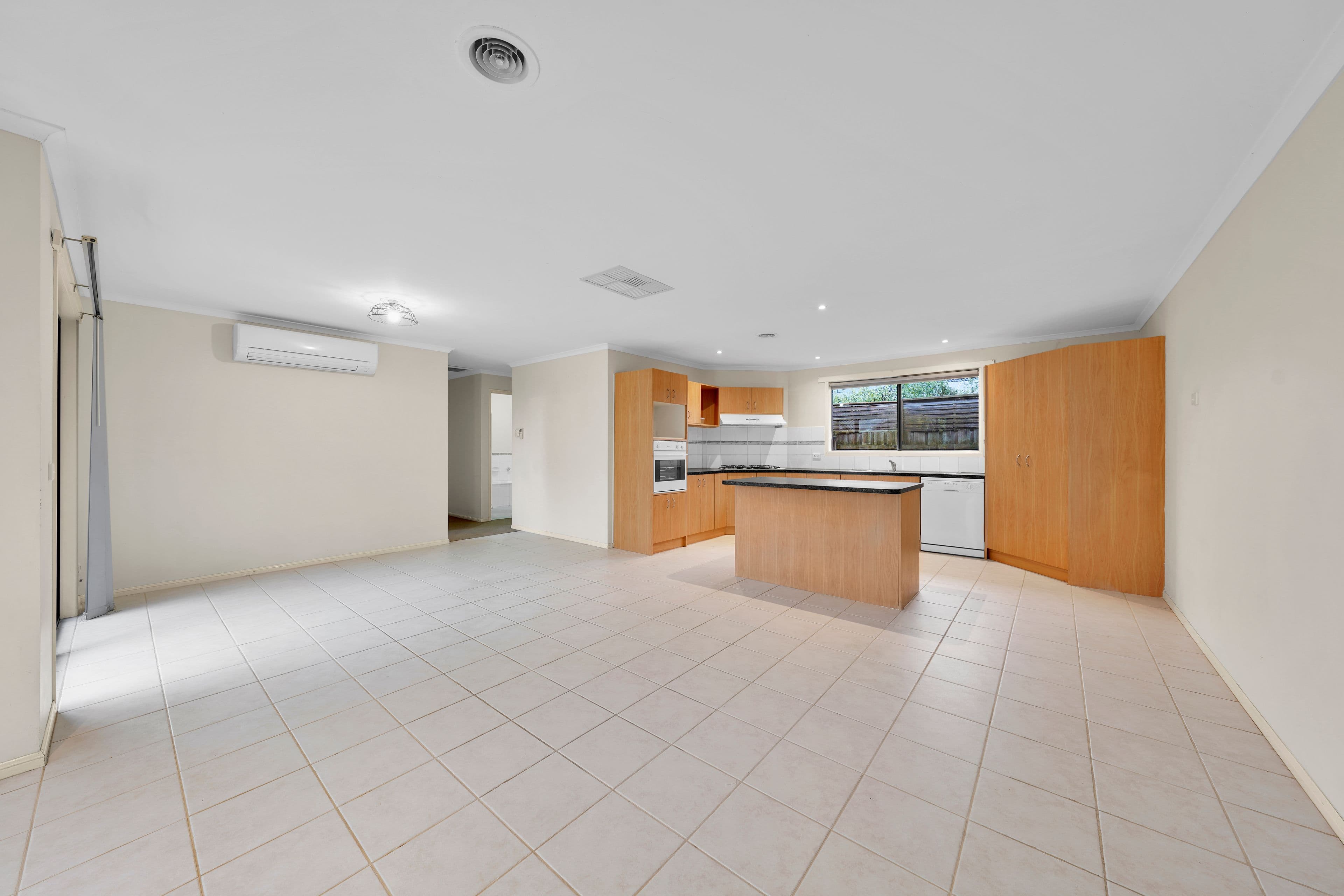 27 Natisone Place, Skye VIC 3977, Skye - Thumbnail 4
