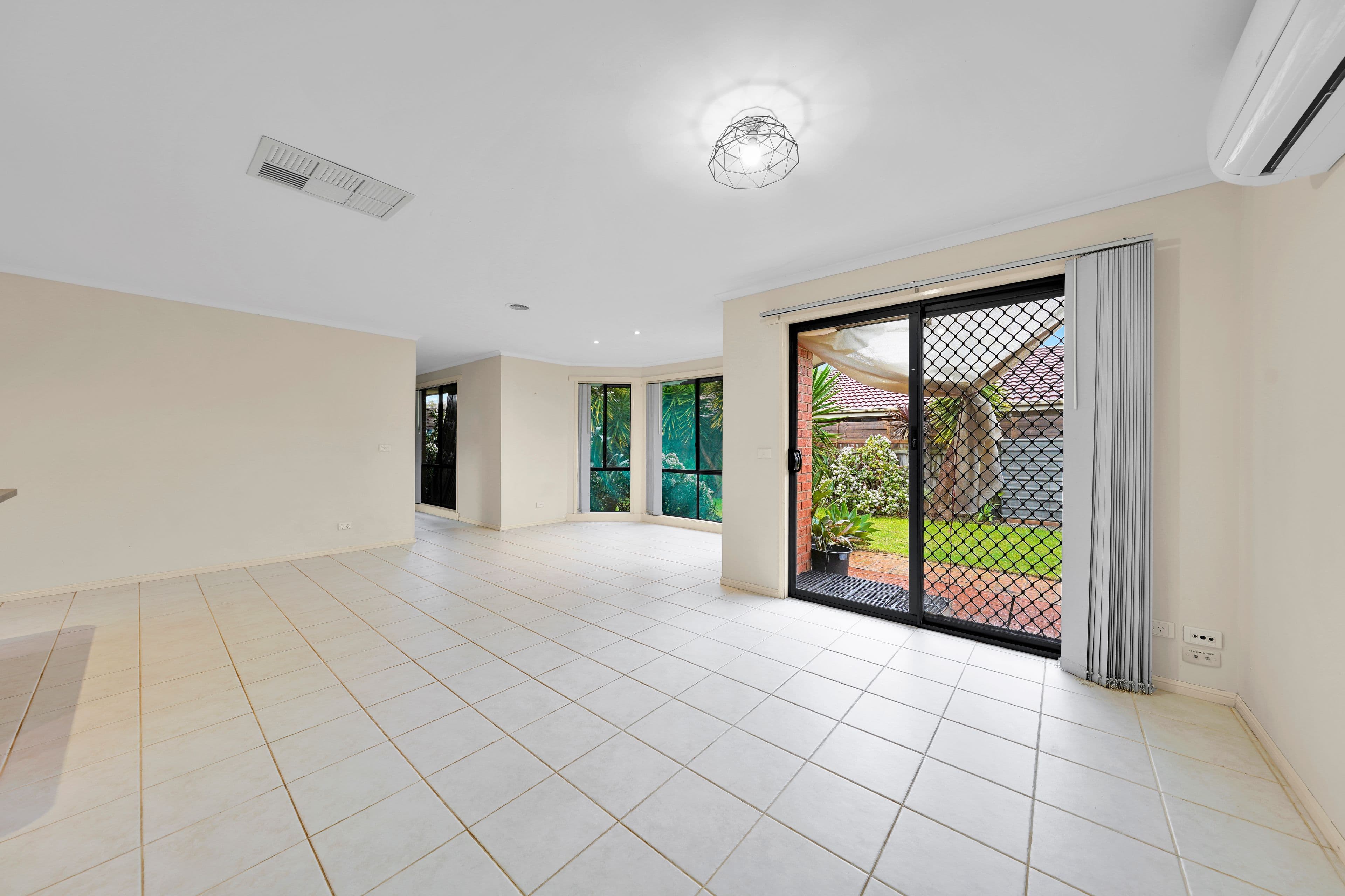 27 Natisone Place, Skye VIC 3977, Skye - Thumbnail 5