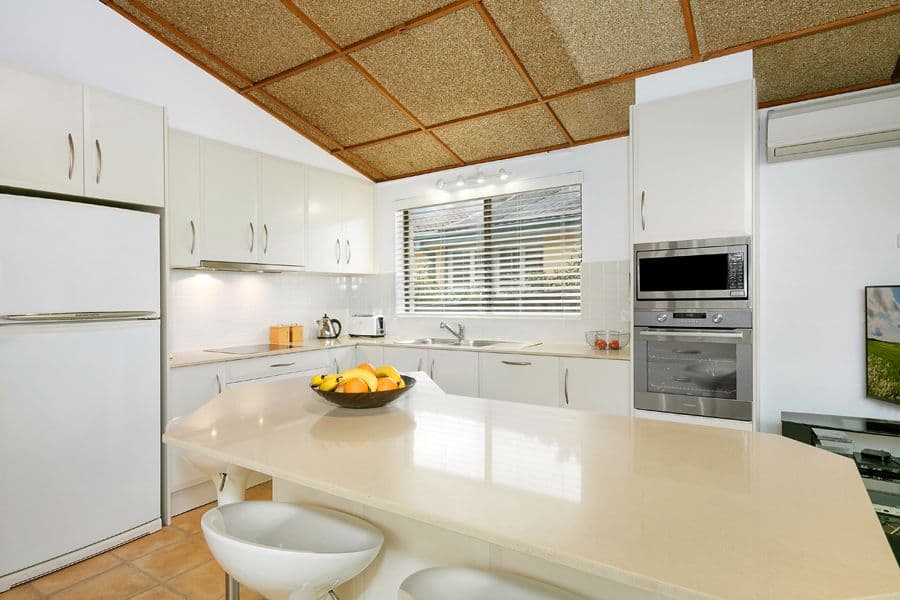 24 Ravenhill Road, Turramurra - Thumbnail 3