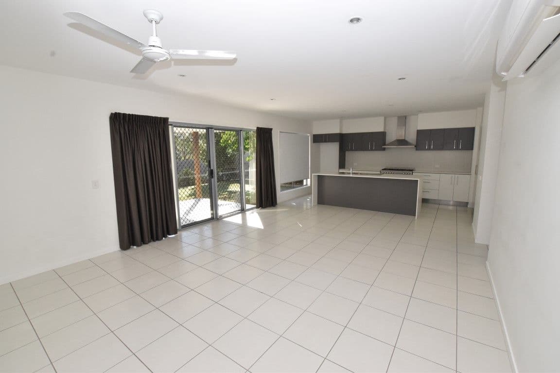 3 Orchard Drive, Kirkwood QLD 4680, Kirkwood - Thumbnail 4
