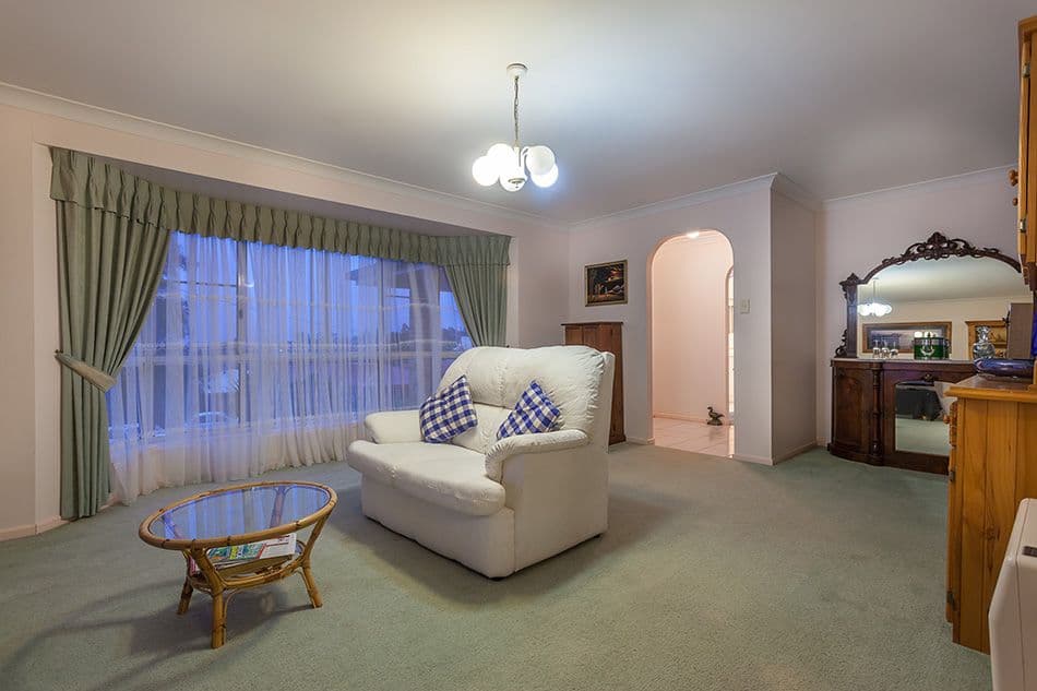 1 Nolan Court, DARLING HEIGHTS QLD 4350, Darling Heights - Thumbnail 2