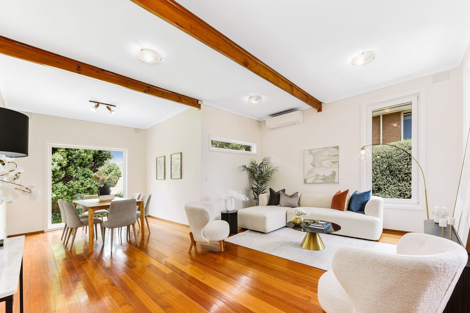 30 Guinevere Parade, Glen Waverley VIC 3150, Glen Waverley - Thumbnail 2