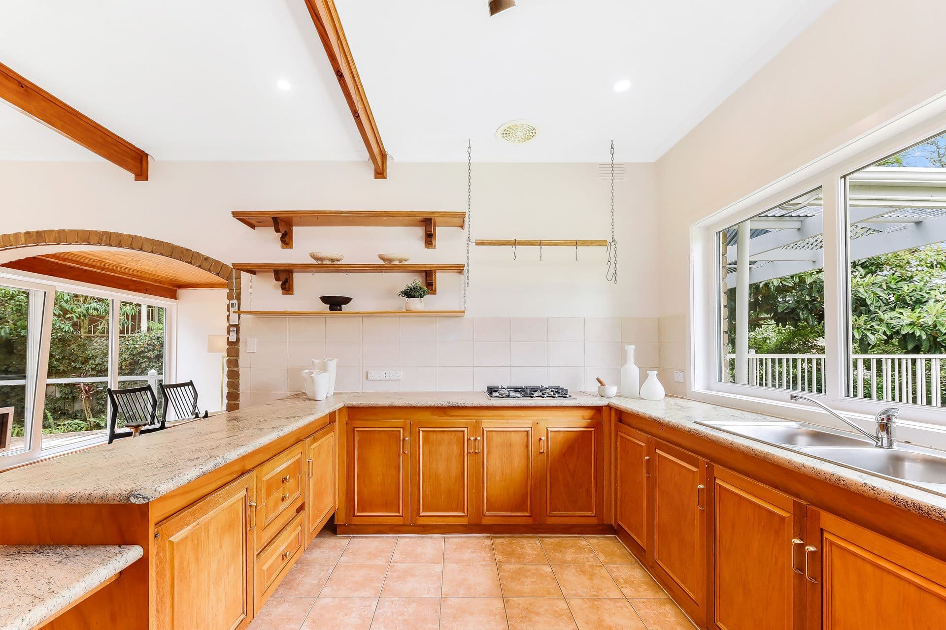 30 Guinevere Parade, Glen Waverley VIC 3150, Glen Waverley - Thumbnail 8