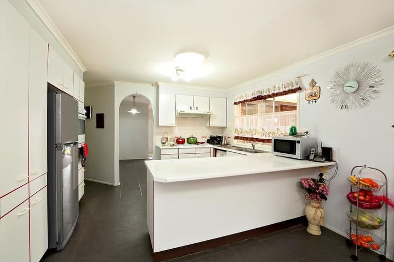 49 Salter Road, BOSSLEY PARK NSW 2176, Bossley Park - Thumbnail 5