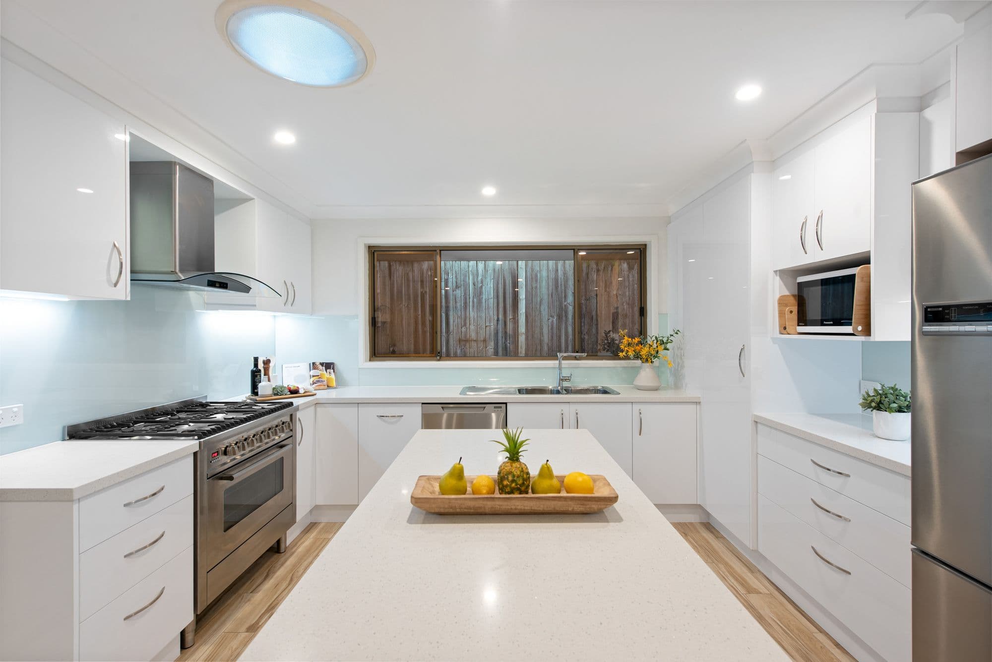 74 Kilmorey Street, Carindale QLD 4152, Carindale - Thumbnail 2