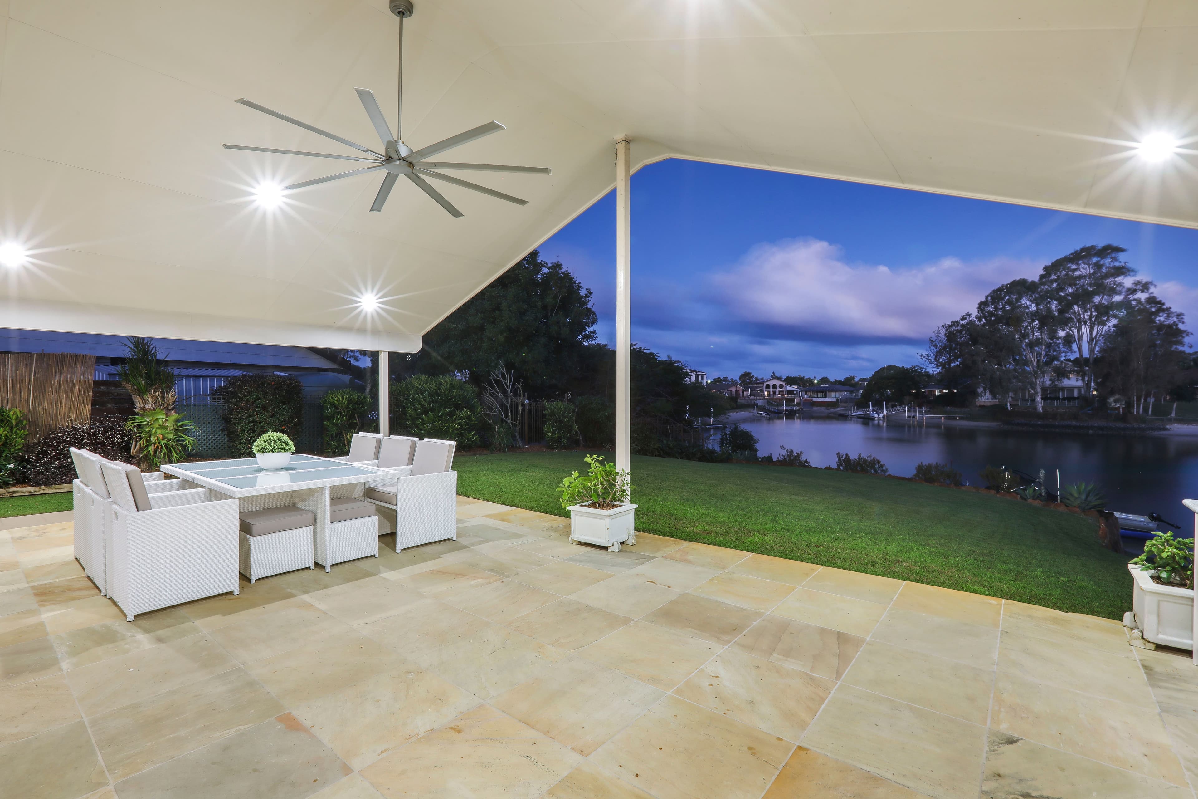 35 River Crescent, Broadbeach Waters QLD 4218, Broadbeach Waters - Thumbnail 2
