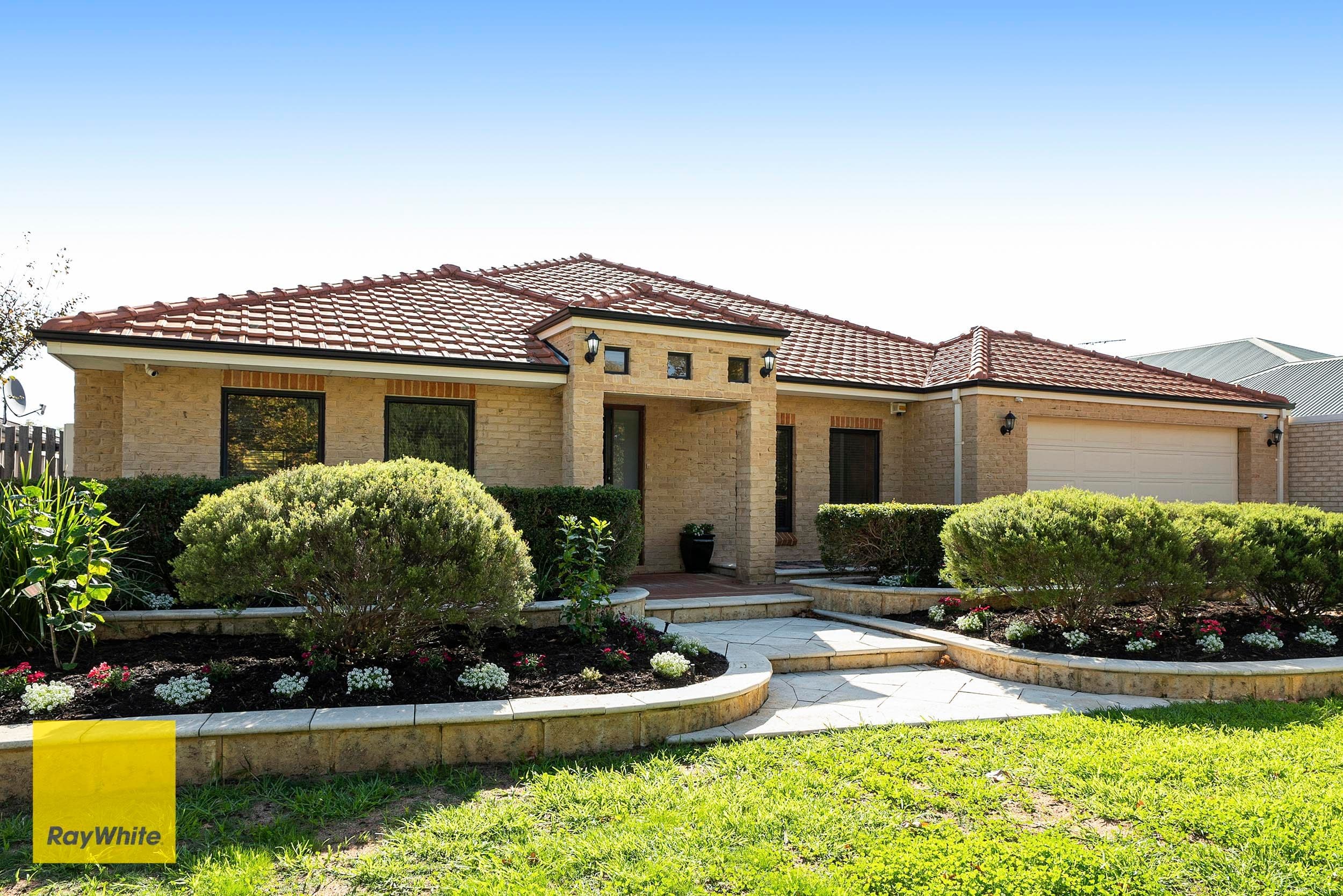 26 Cedar Way, Forrestfield WA 6058, Forrestfield - Thumbnail 2