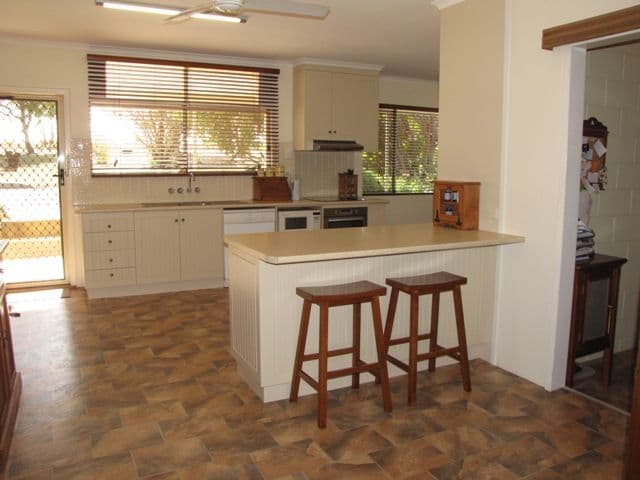 156 Balfour Ogilvy Road, LOXTON NORTH SA 5333, Loxton North - Thumbnail 2