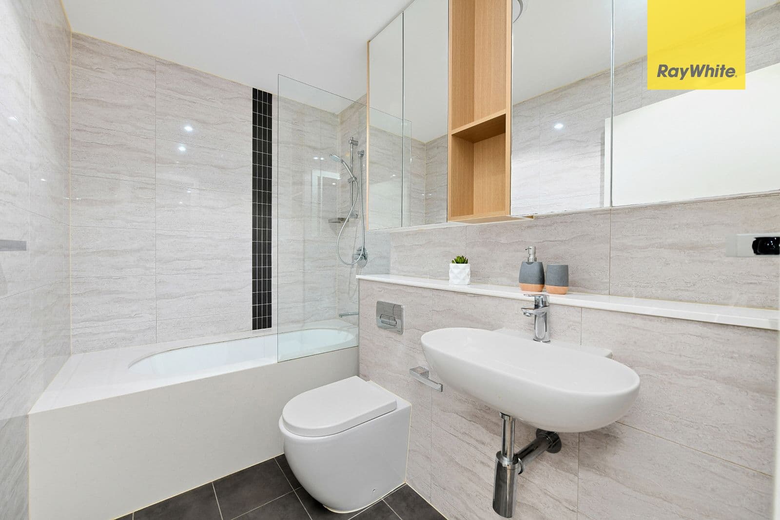 13 Angas Street, Meadowbank NSW 2114, Meadowbank - Thumbnail 7