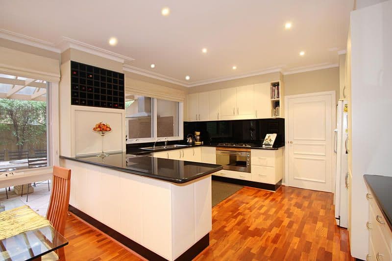 7 Michelle Place, WHEELERS HILL VIC 3150, Wheelers Hill - Thumbnail 3