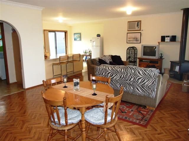 8 Sinclair Avenue, SURF BEACH VIC 3922, Surf Beach - Thumbnail 4