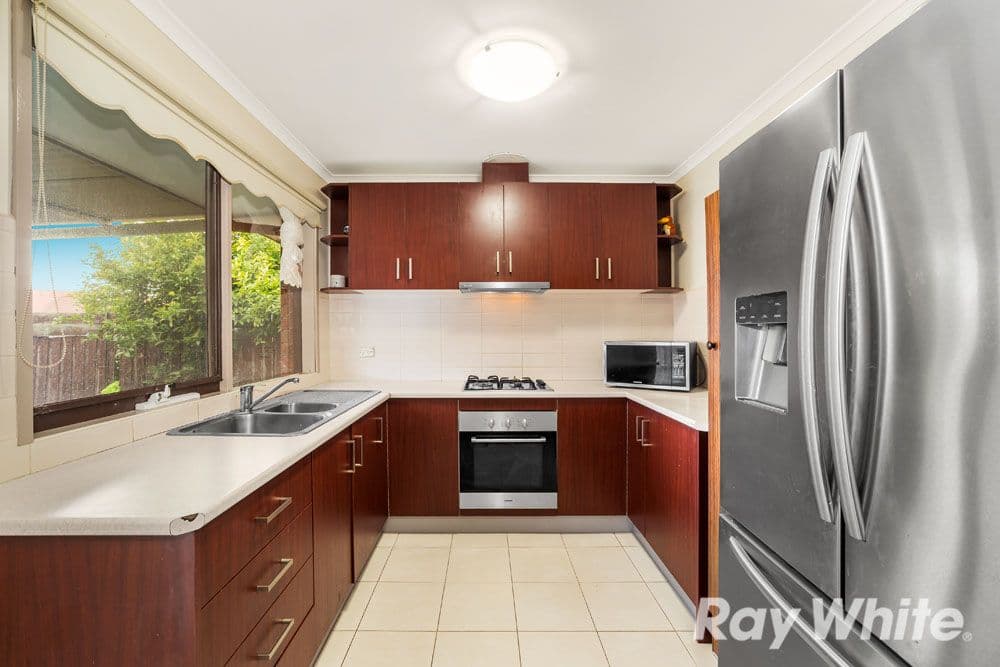16 Lamina Avenue, Mill Park VIC 3082, Mill Park - Thumbnail 3