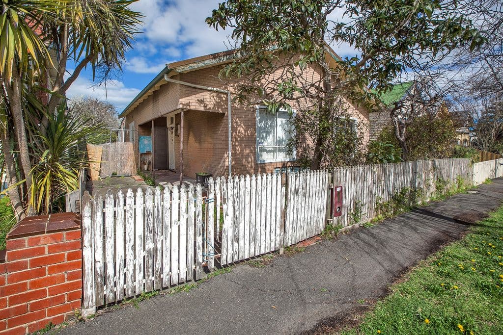 16 Aberdeen Grove, NORTHCOTE VIC 3070, Northcote - Thumbnail 2