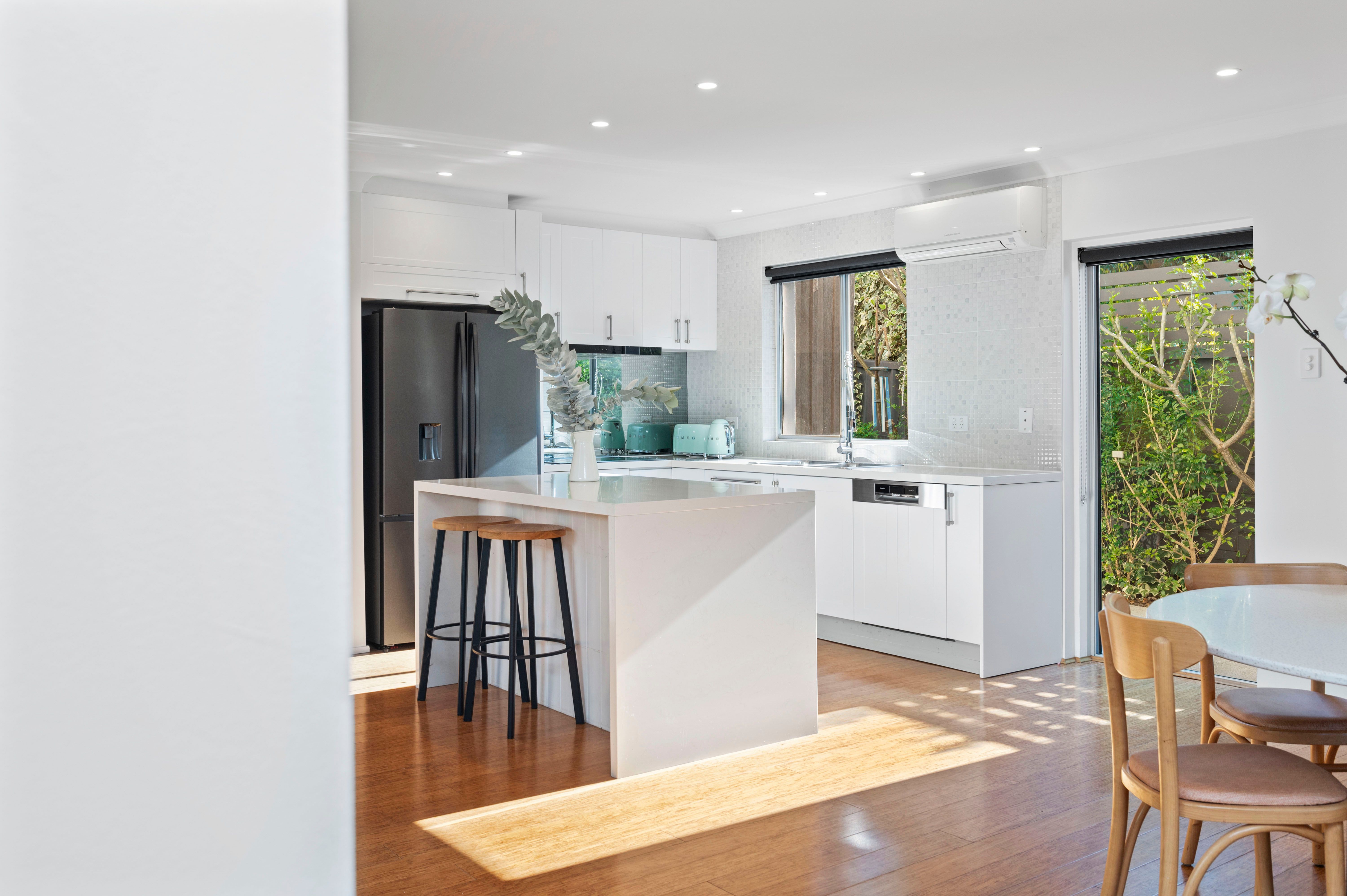 12 Iolanthe Street, Swanbourne WA 6010, Swanbourne - Thumbnail 6