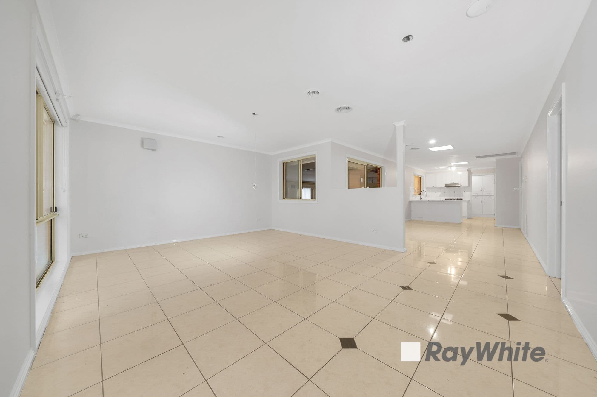11 Karoonda Way, Hampton Park VIC 3976, Hampton Park - Thumbnail 7