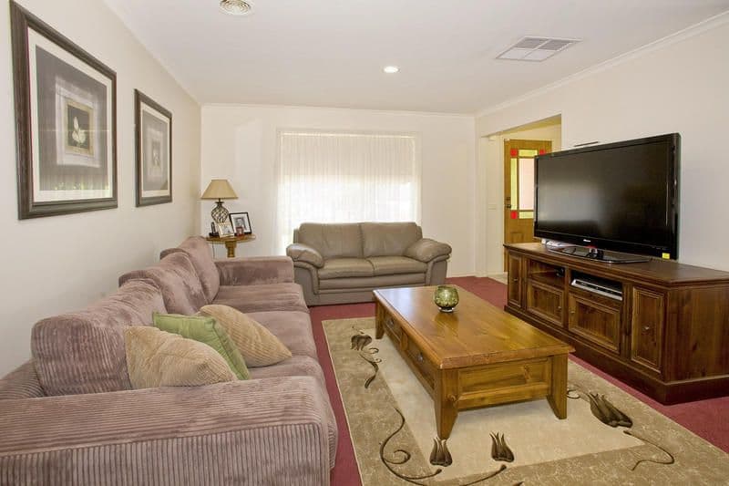 4 Honeyeater Court, LARA VIC 3212, Lara - Thumbnail 2