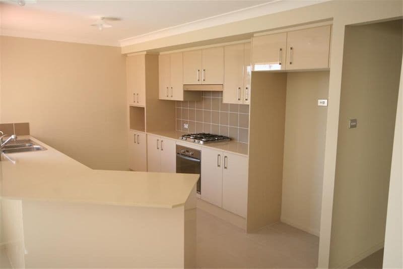 98  Woodstock Street, MAYFIELD NSW 2304, Mayfield - Thumbnail 2