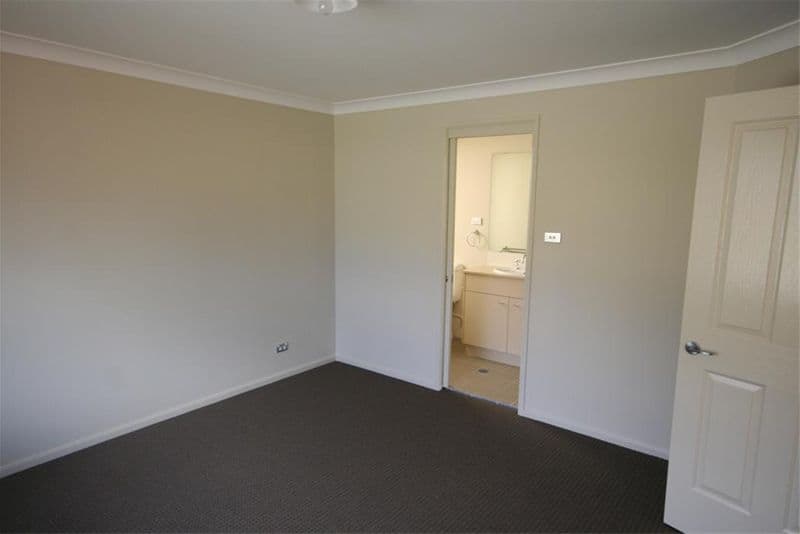 98  Woodstock Street, MAYFIELD NSW 2304, Mayfield - Thumbnail 3