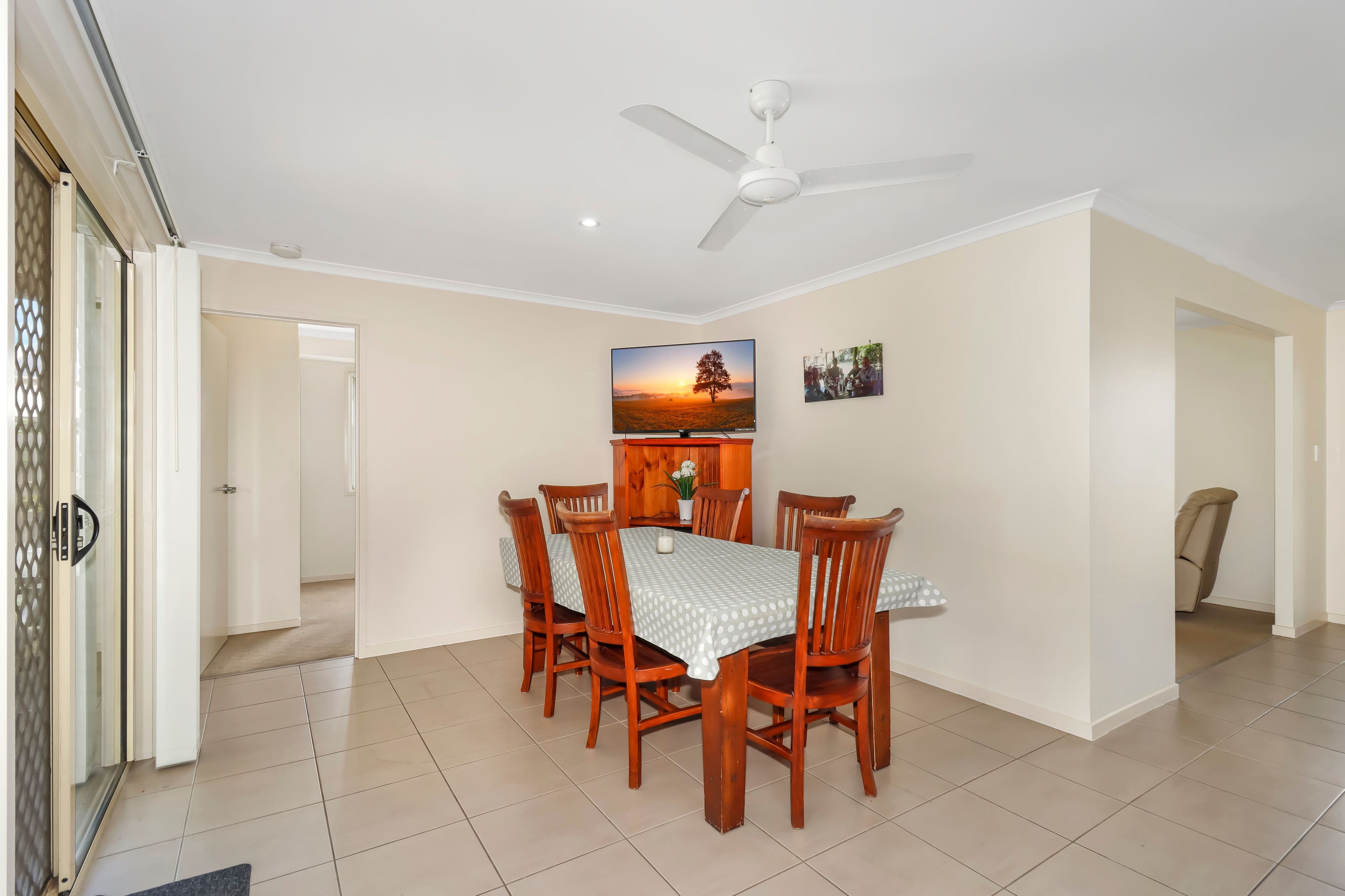 39 Parakeet Circuit, Kawungan QLD 4655, Kawungan - Thumbnail 2