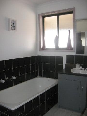 44 Franklin Close, WALLAN VIC 3756, Wallan - Thumbnail 4