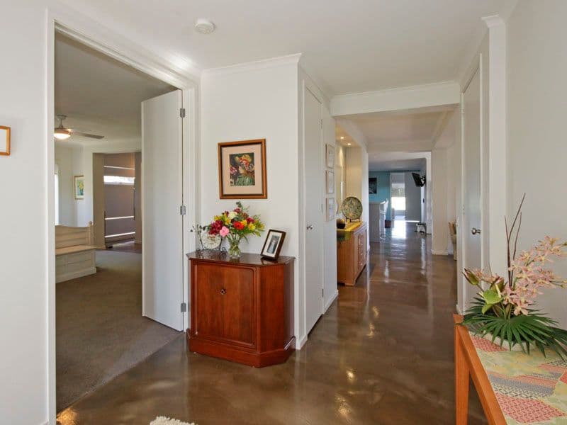 31 Exmoor Close, HIGHTON VIC 3216, Highton - Thumbnail 2