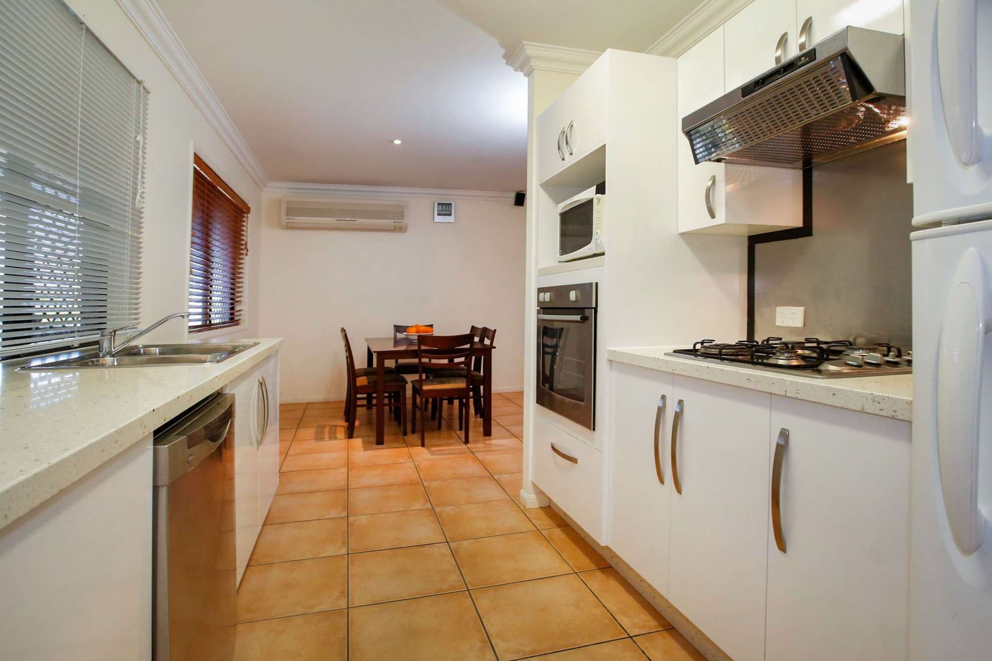 10 Dundas Court, Kirwan QLD 4817, Kirwan - Thumbnail 6