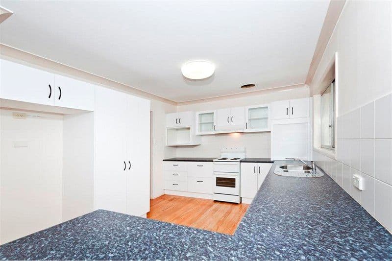 233 Bapaume Road, HOLLAND PARK WEST QLD 4121, Holland Park West - Thumbnail 5
