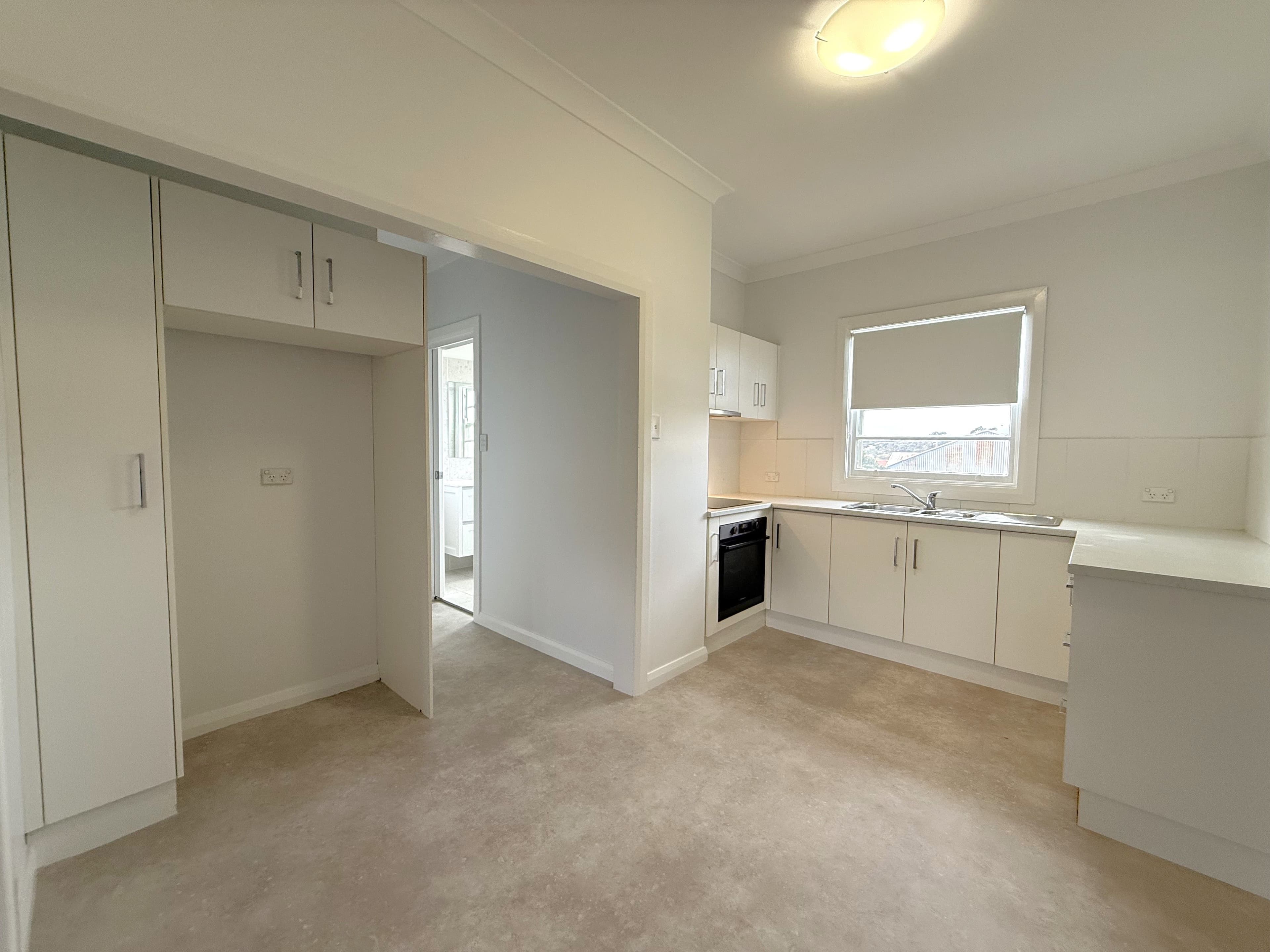 58 Yass Street, Young NSW 2594, Young - Thumbnail 5