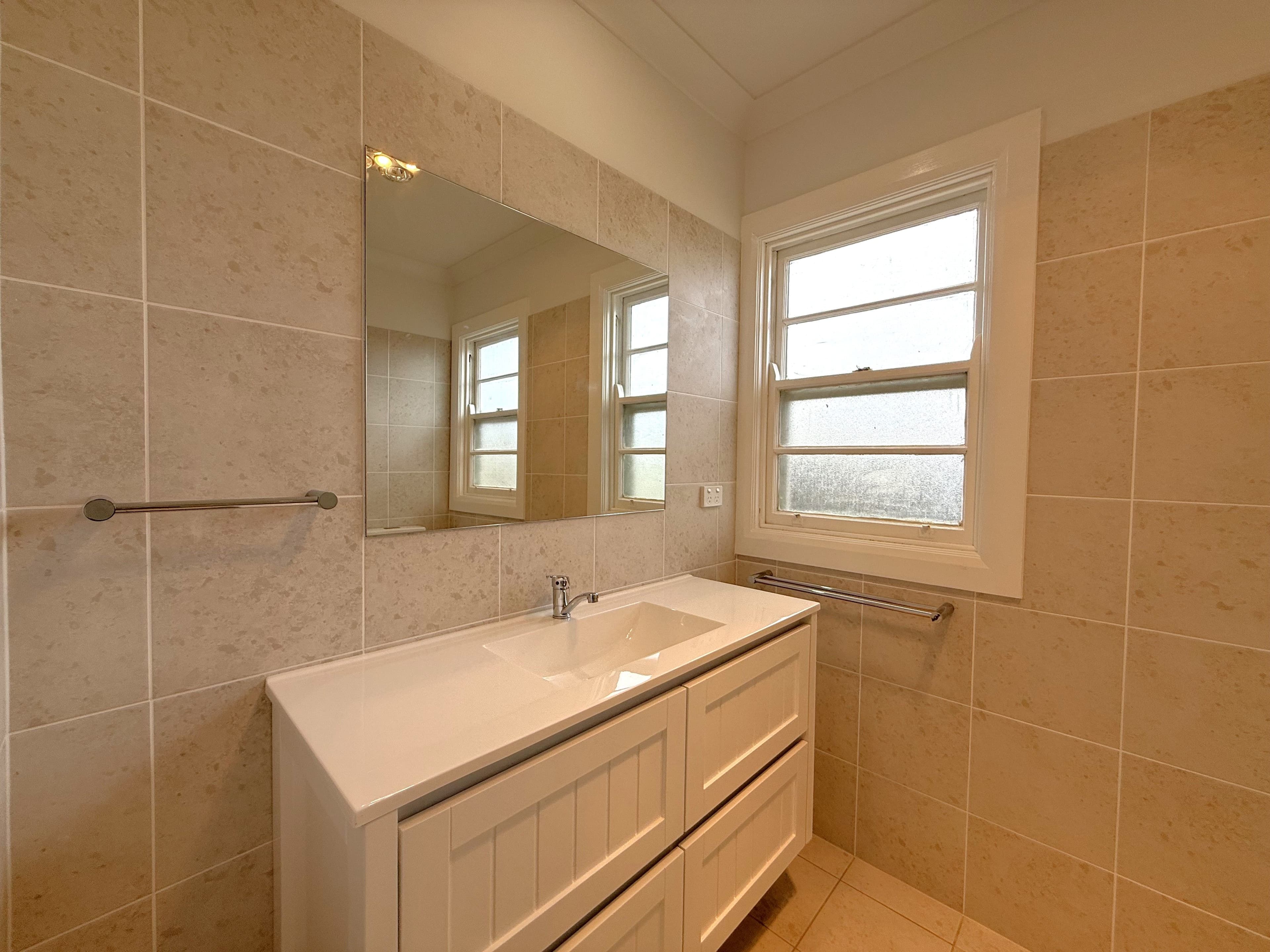 58 Yass Street, Young NSW 2594, Young - Thumbnail 7