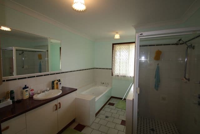 47 Schoch Road, ROSENTHAL HEIGHTS QLD 4370, Rosenthal Heights - Thumbnail 8