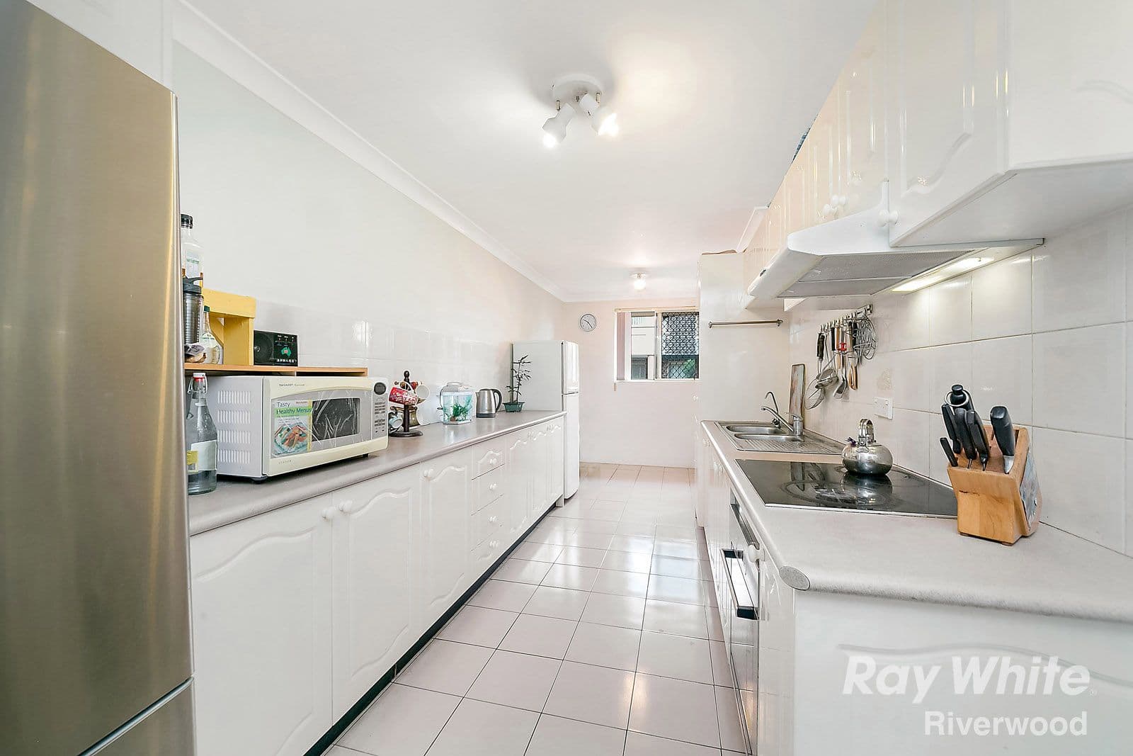 7-11 Hampden Street, Beverly Hills NSW 2209, Beverly Hills - Thumbnail 2
