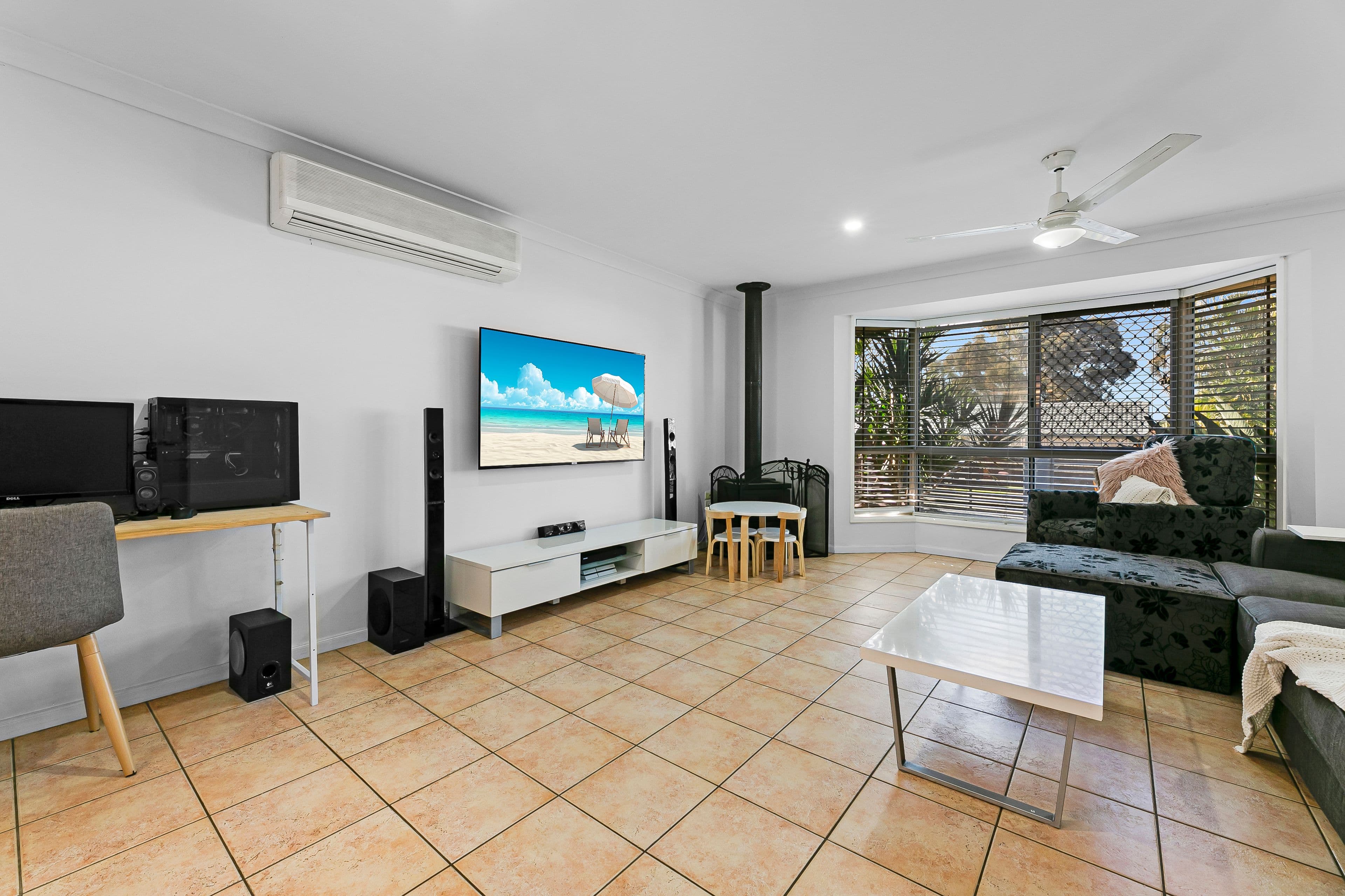 19 Parklake Drive, Mudgeeraba QLD 4213, Mudgeeraba - Thumbnail 4