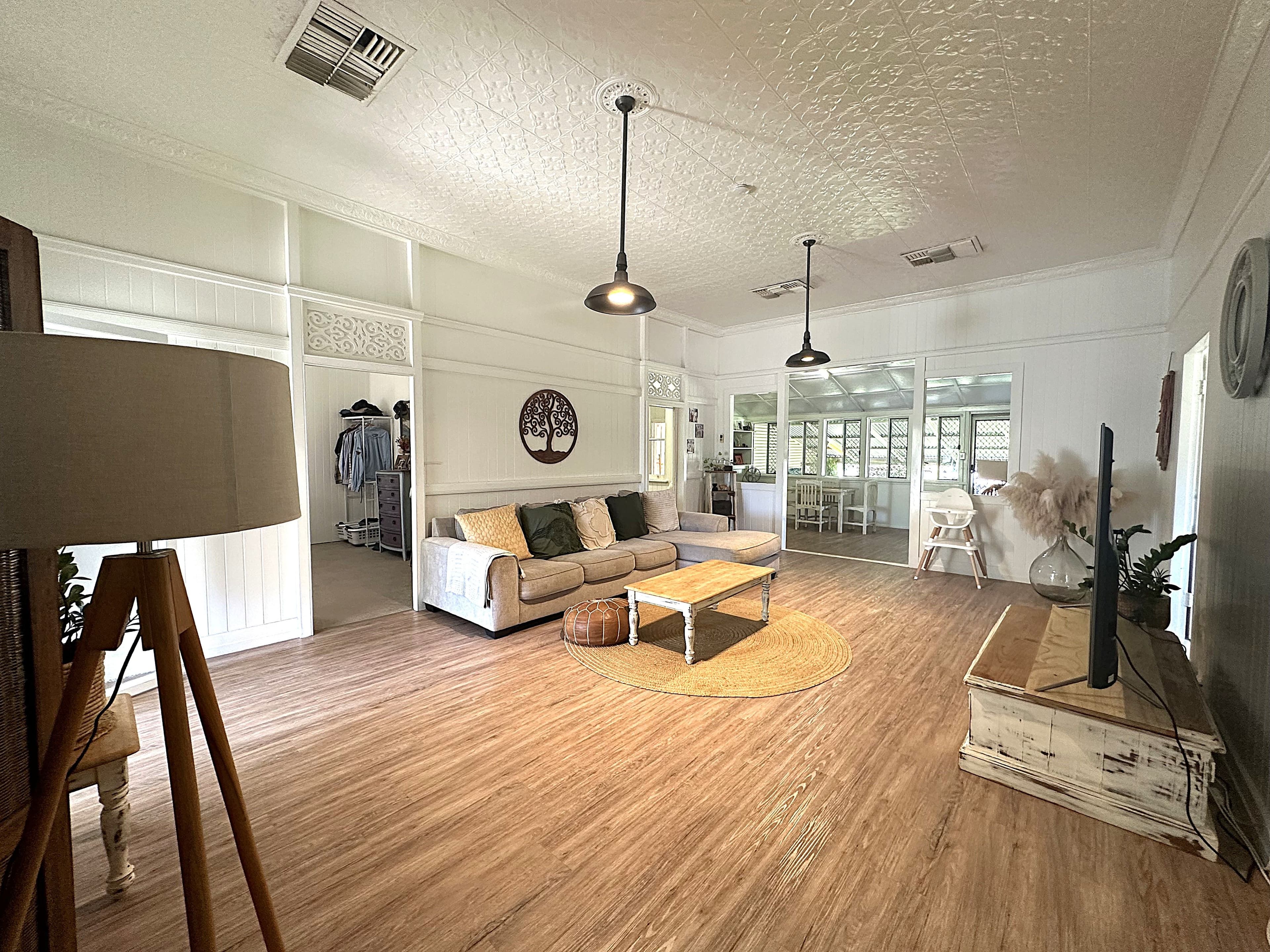 61 Falcon Street, Longreach QLD 4730, Longreach - Thumbnail 2