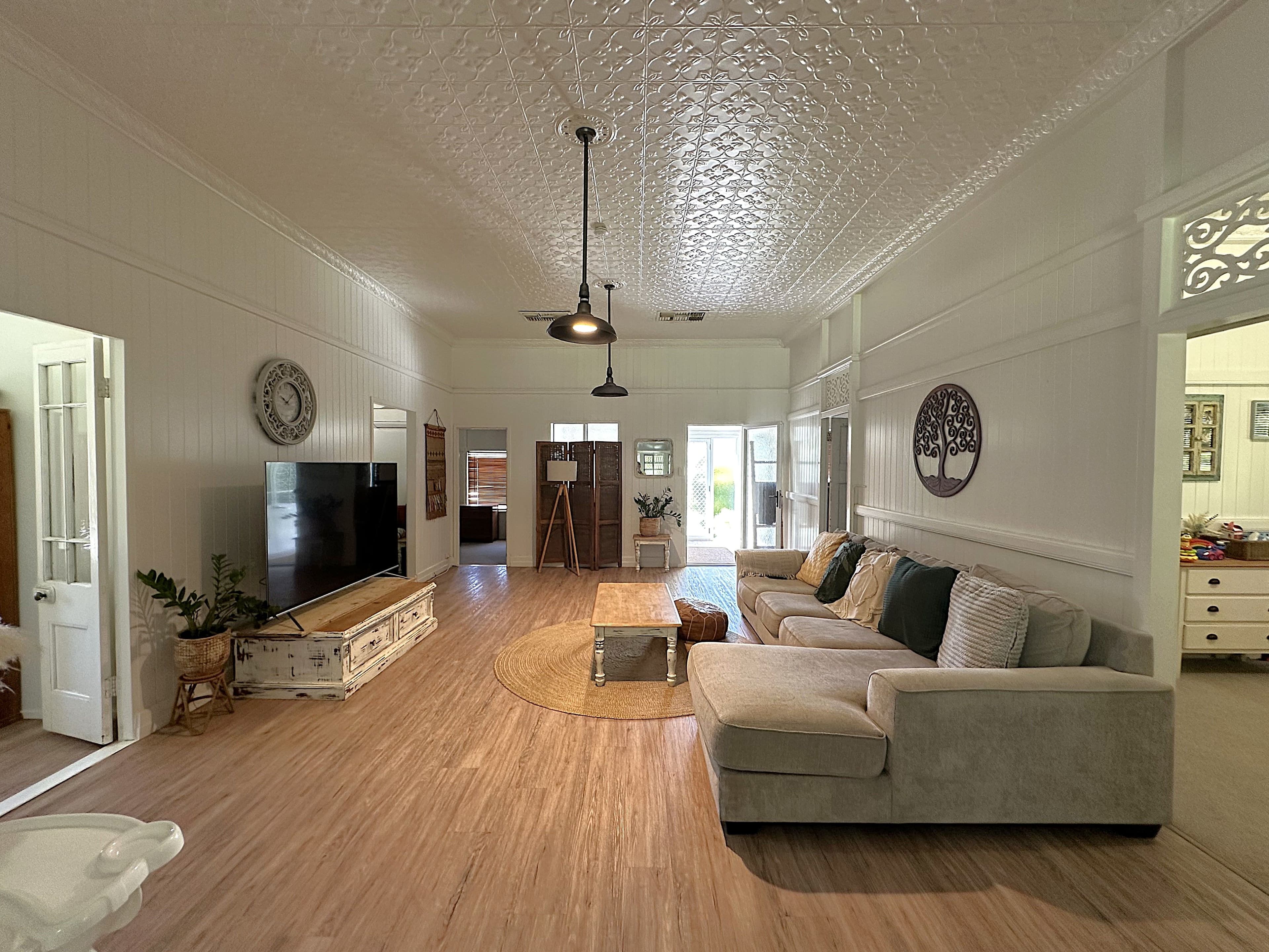 61 Falcon Street, Longreach QLD 4730, Longreach - Thumbnail 3