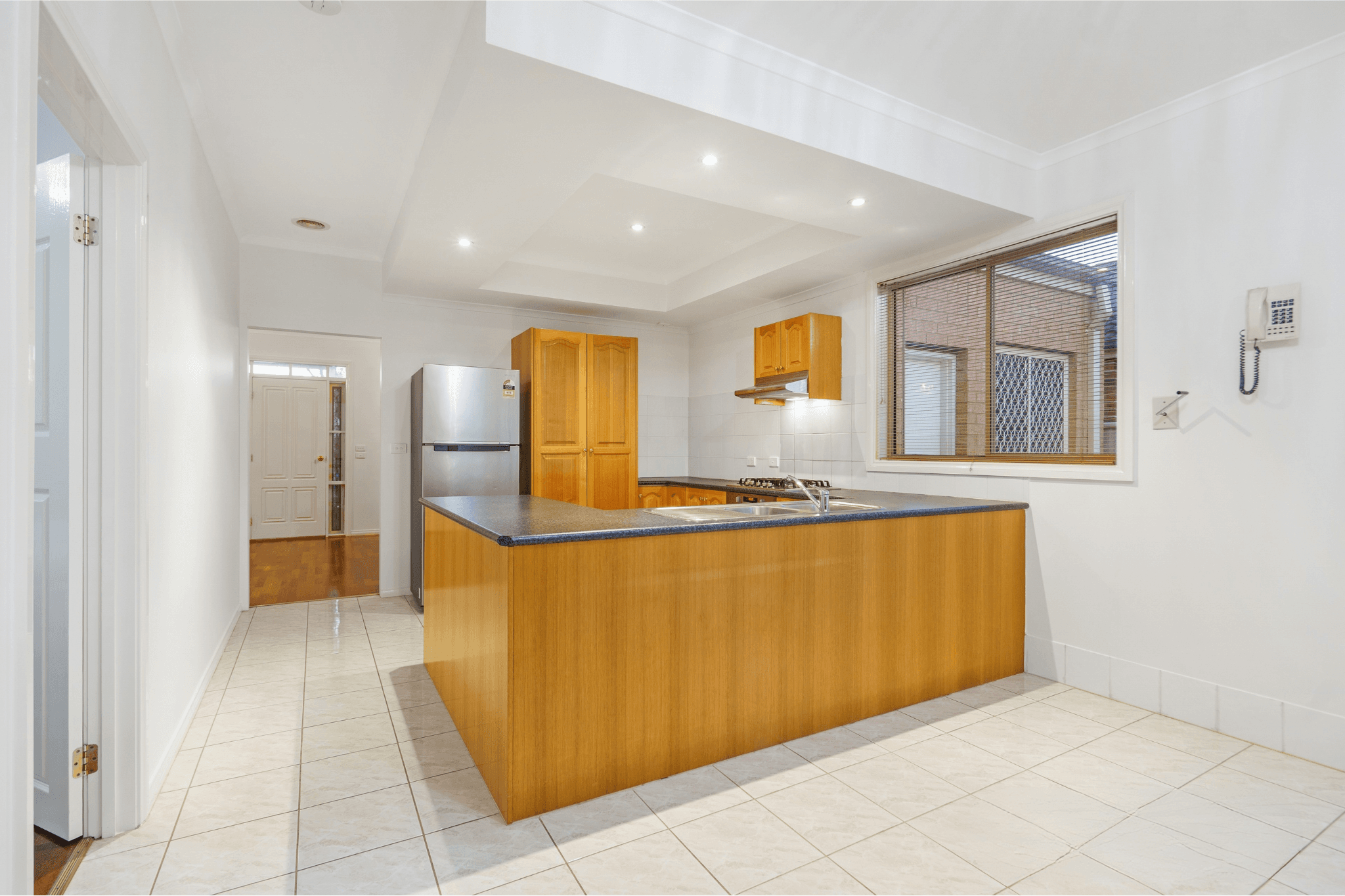3 Sharrock Close, Caroline Springs VIC 3023, Caroline Springs - Thumbnail 6